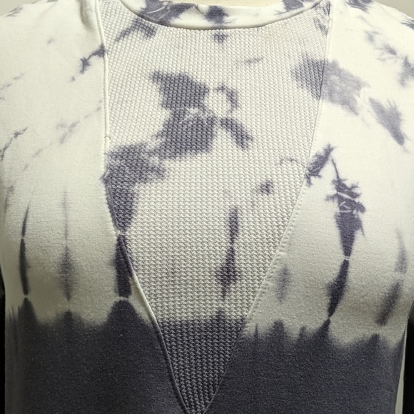 EUC ~ HOLCYON Knit Tie-dye Athletic Top - Picture 2 of 4